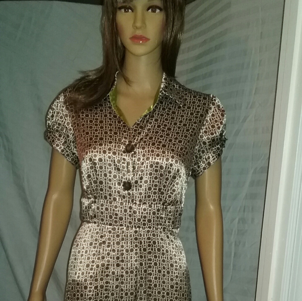Signature dress bown & white sh 15 x 2 sl 5"